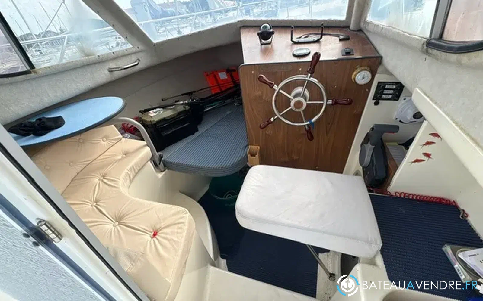 slider 6 Guymarine 580 Timonier