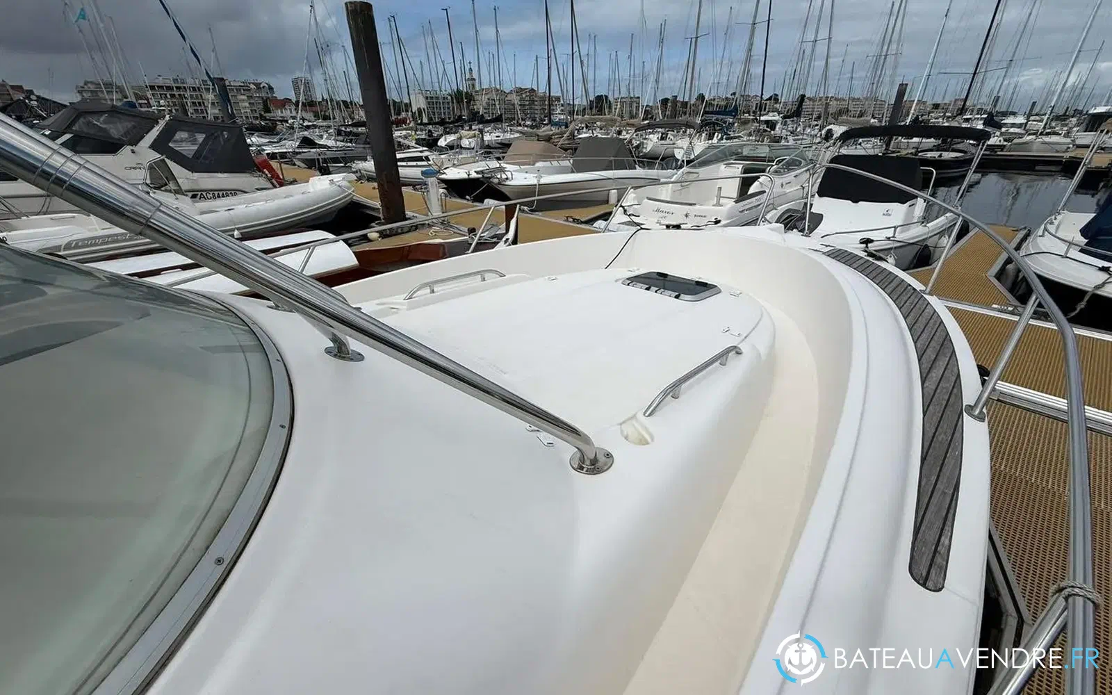 slider 18 Jeanneau Cap Camarat 925 WA