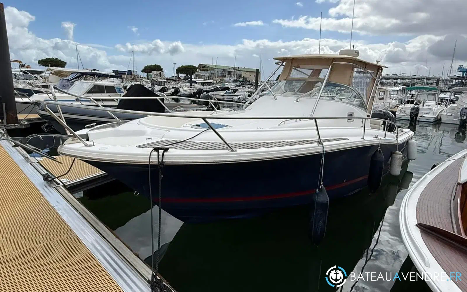 slider 0 Jeanneau Cap Camarat 925 WA