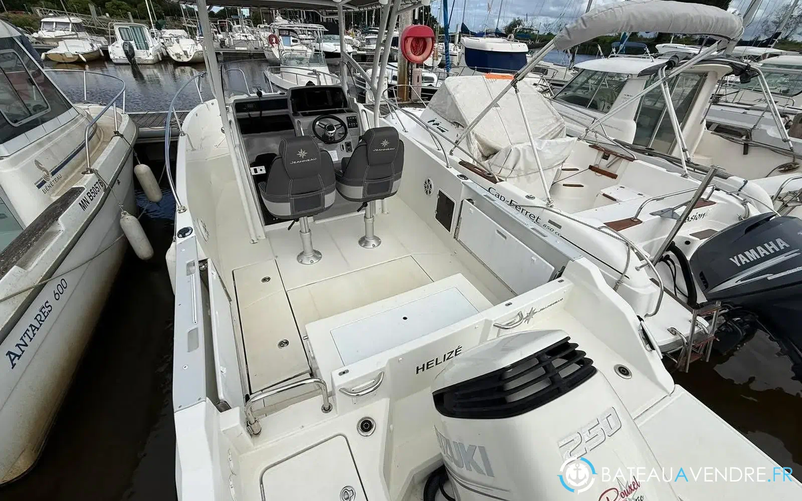 slider 8 Jeanneau Cap Camarat 7.5 CC Serie 2