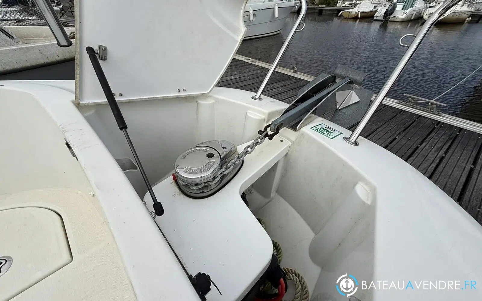 slider 4 Jeanneau Cap Camarat 7.5 CC Serie 2