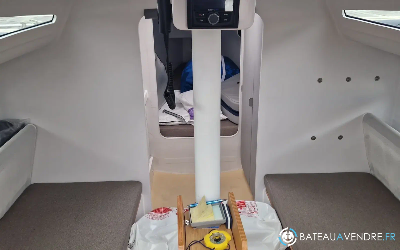 slider 4 Beneteau First 27