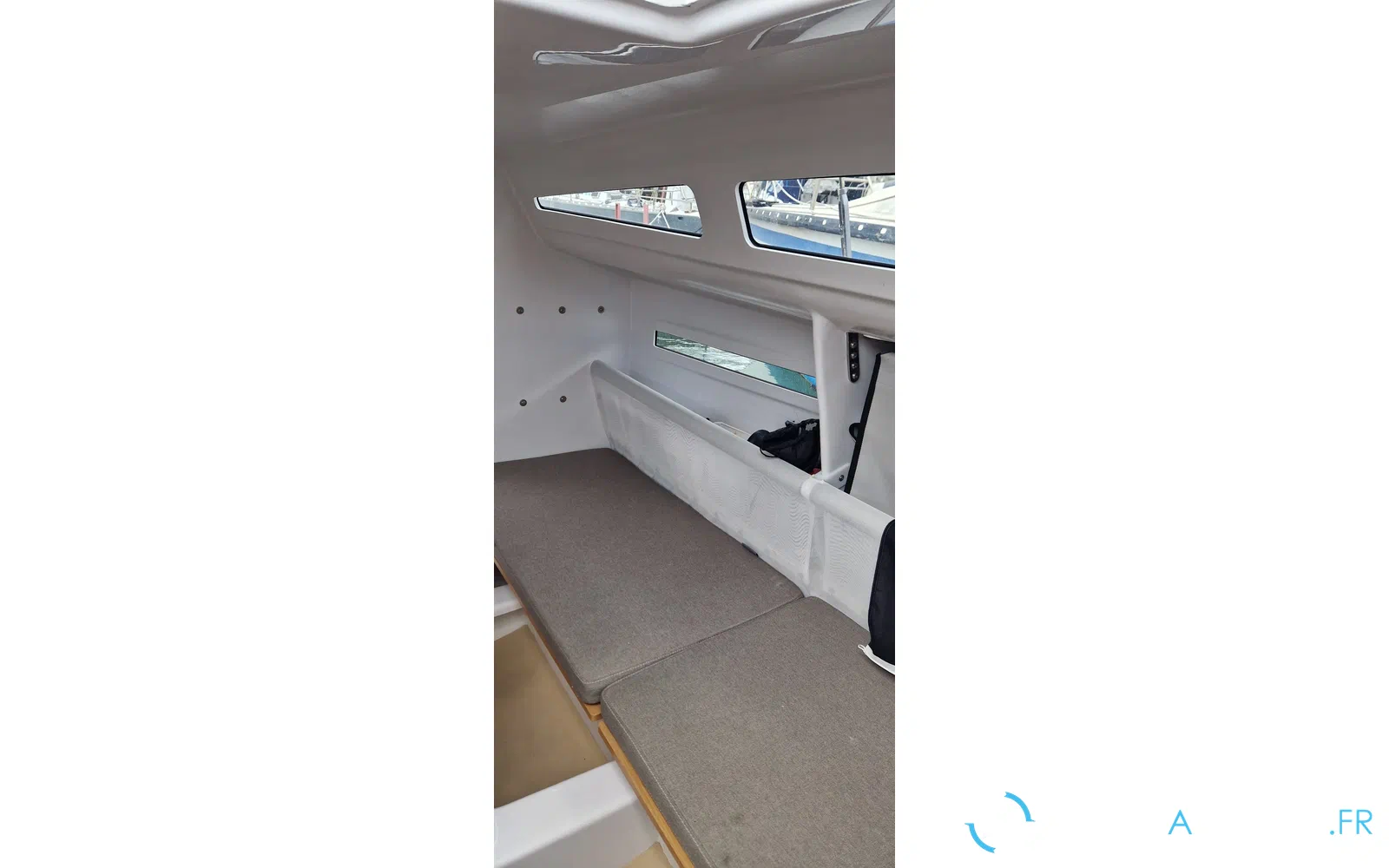 slider 6 Beneteau First 27