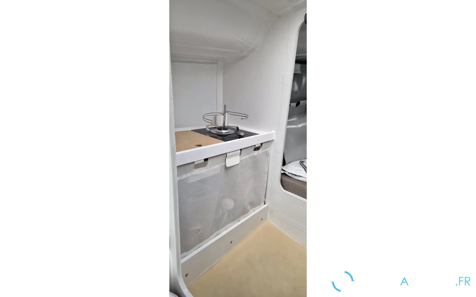 slider 8 Beneteau First 27