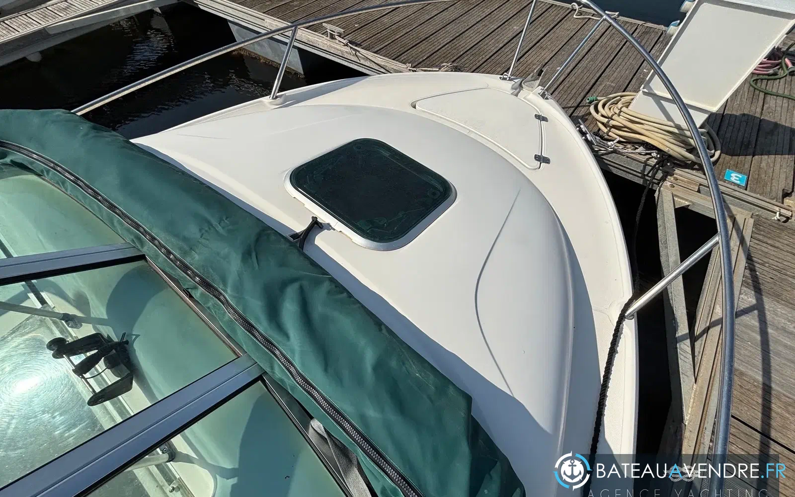slider 12 Jeanneau Leader 605