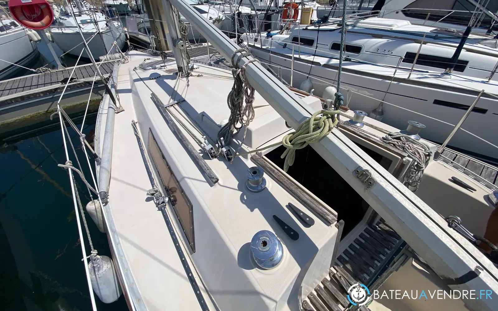 slider 12 Beneteau First 30