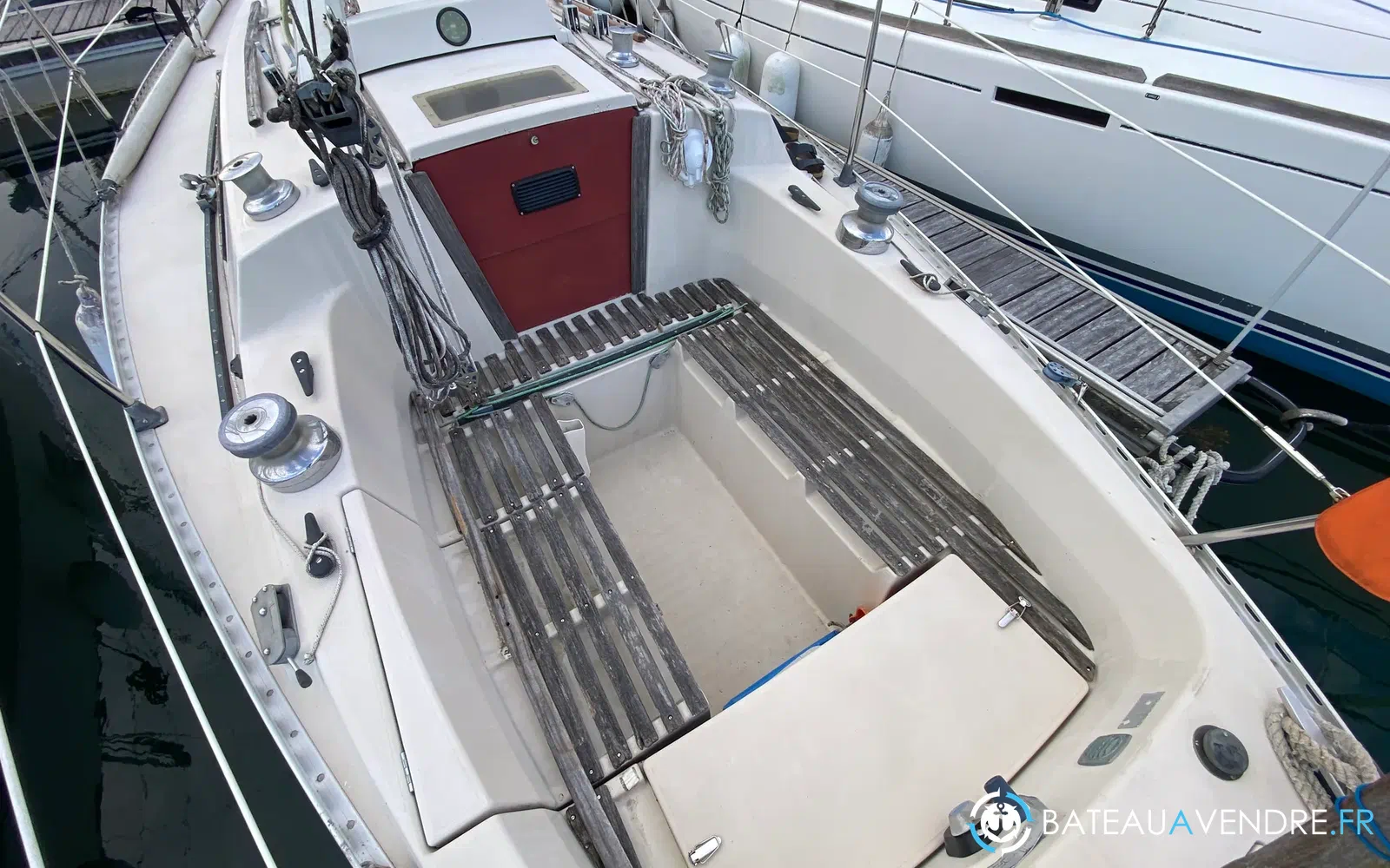 slider 7 Beneteau First 30