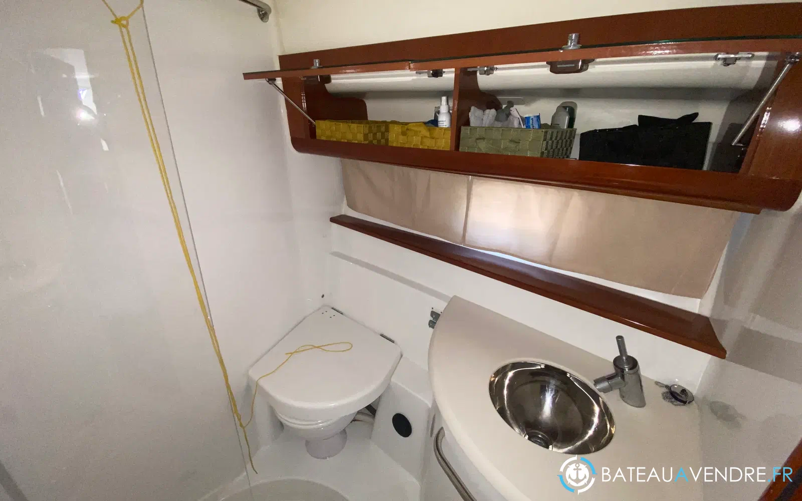 slider 16 Jeanneau Prestige 42 Fly