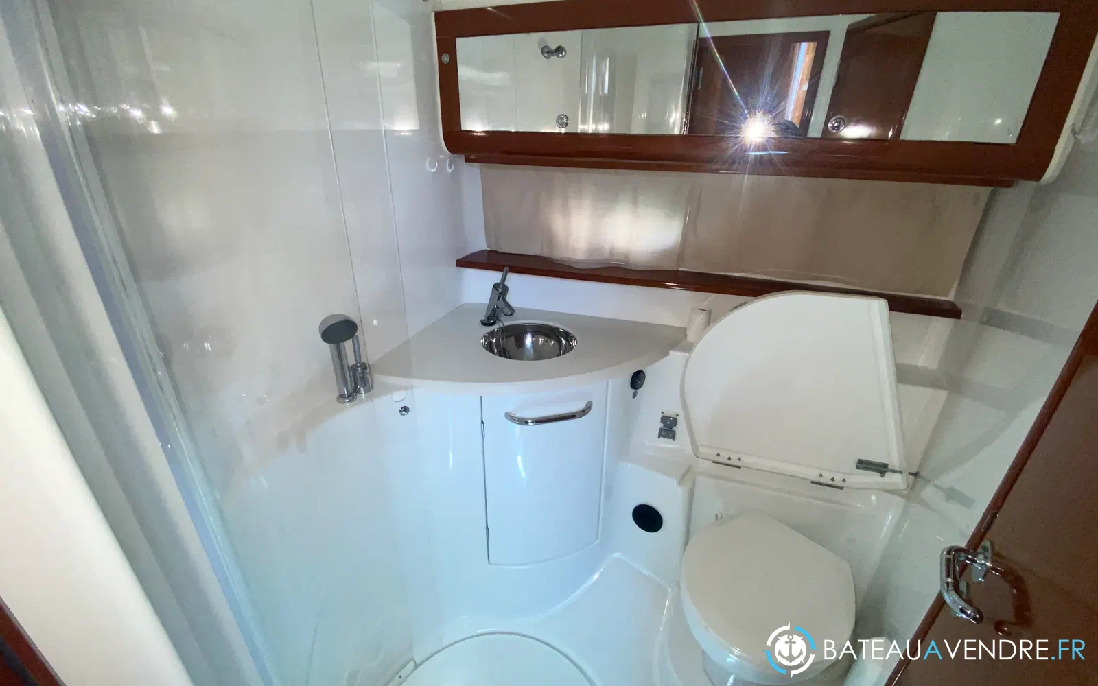 slider 18 Jeanneau Prestige 42 Fly