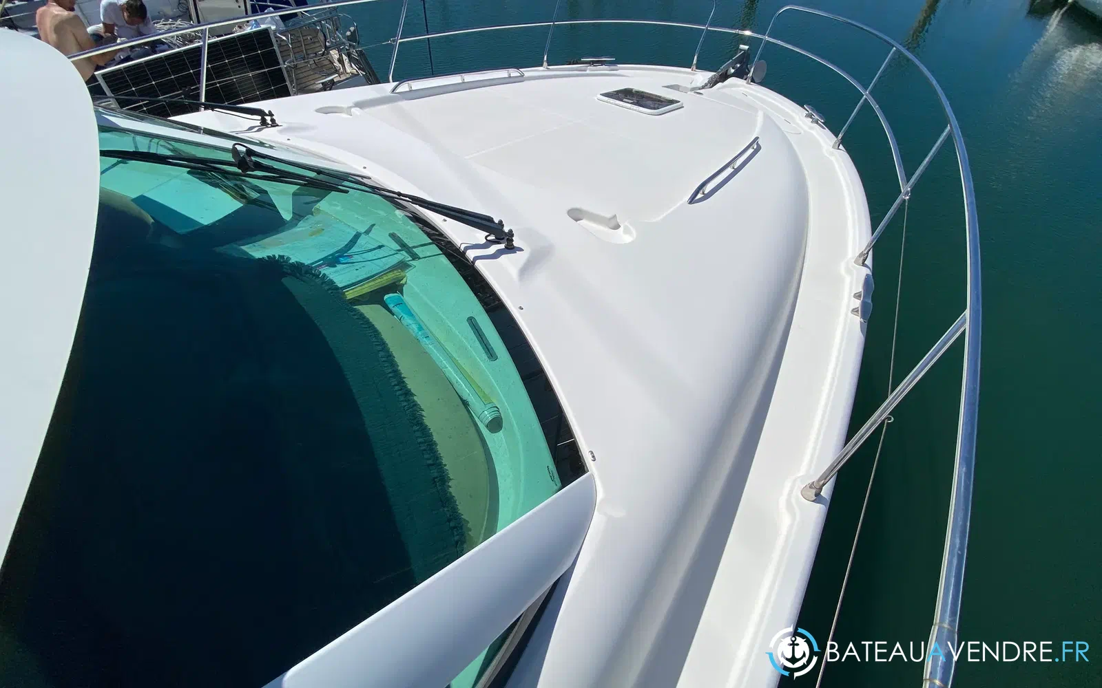 slider 7 Jeanneau Prestige 42 Fly