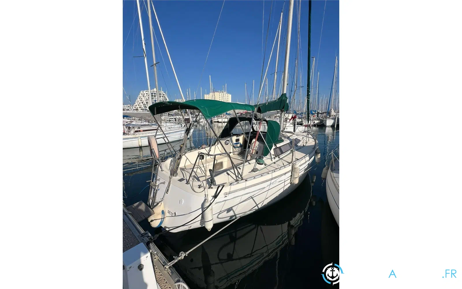 slider 2 Jeanneau Attalia 32