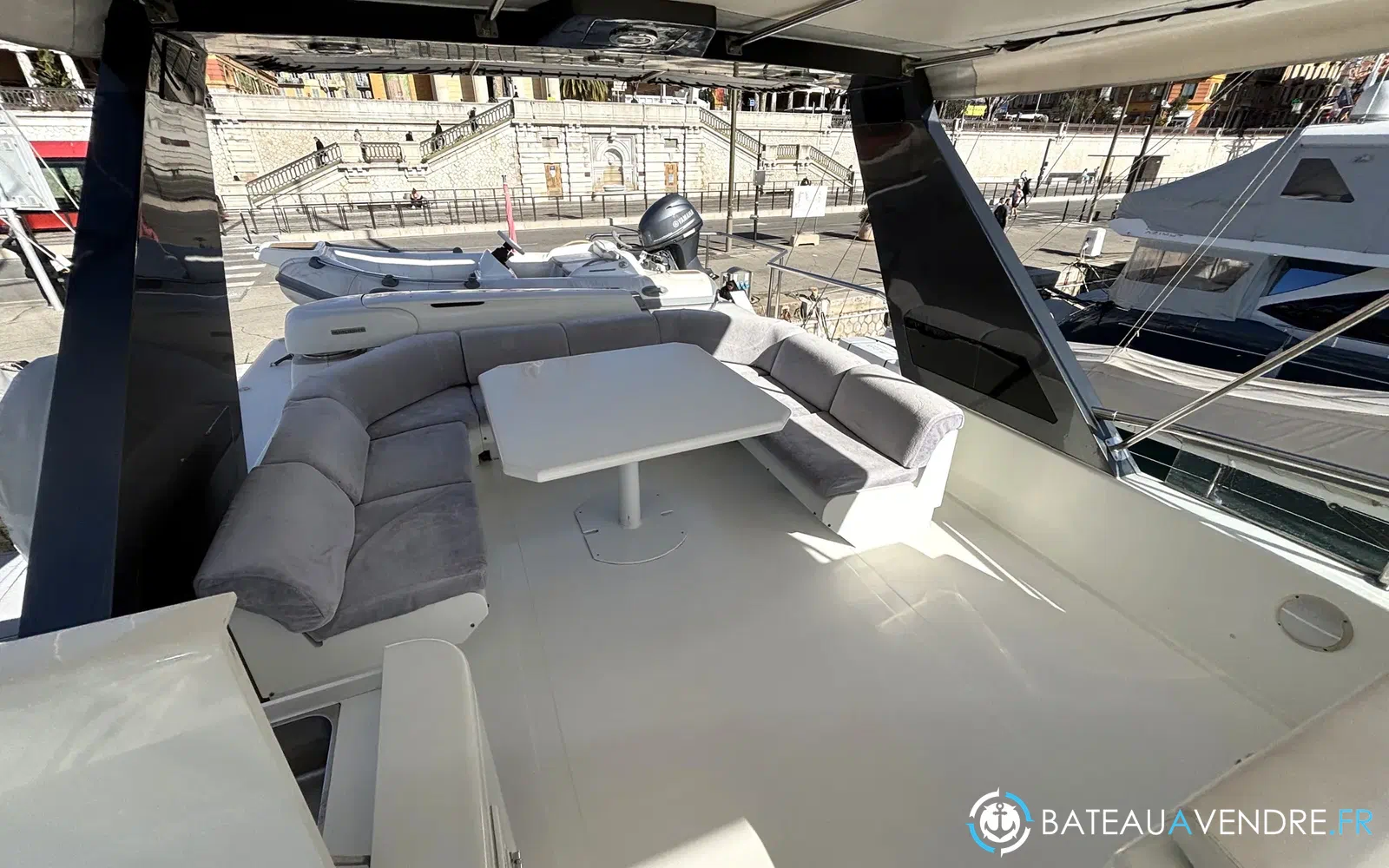 slider 10 Azimut 76