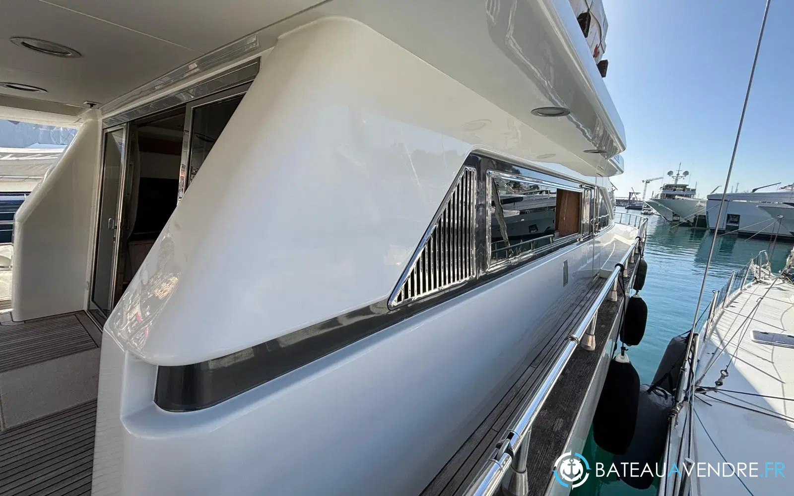 slider 2 Azimut 76