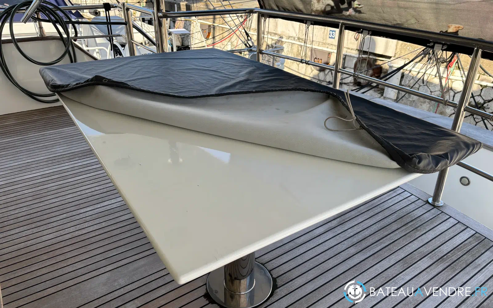 slider 6 Azimut 76
