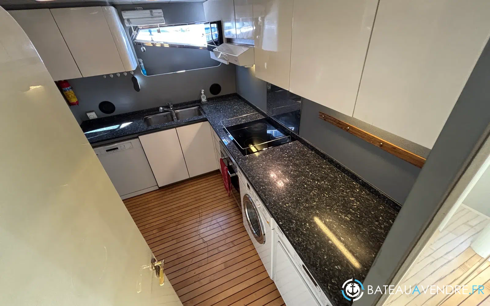 slider 20 Azimut 76