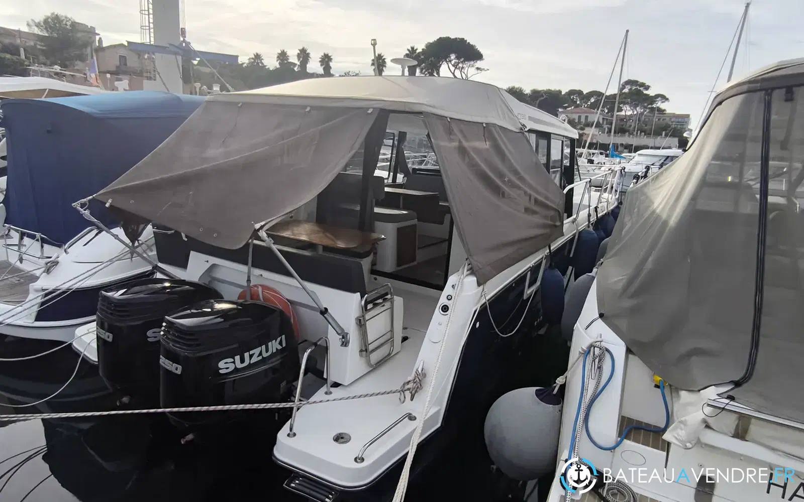 slider 42 Jeanneau Merry Fisher 1095