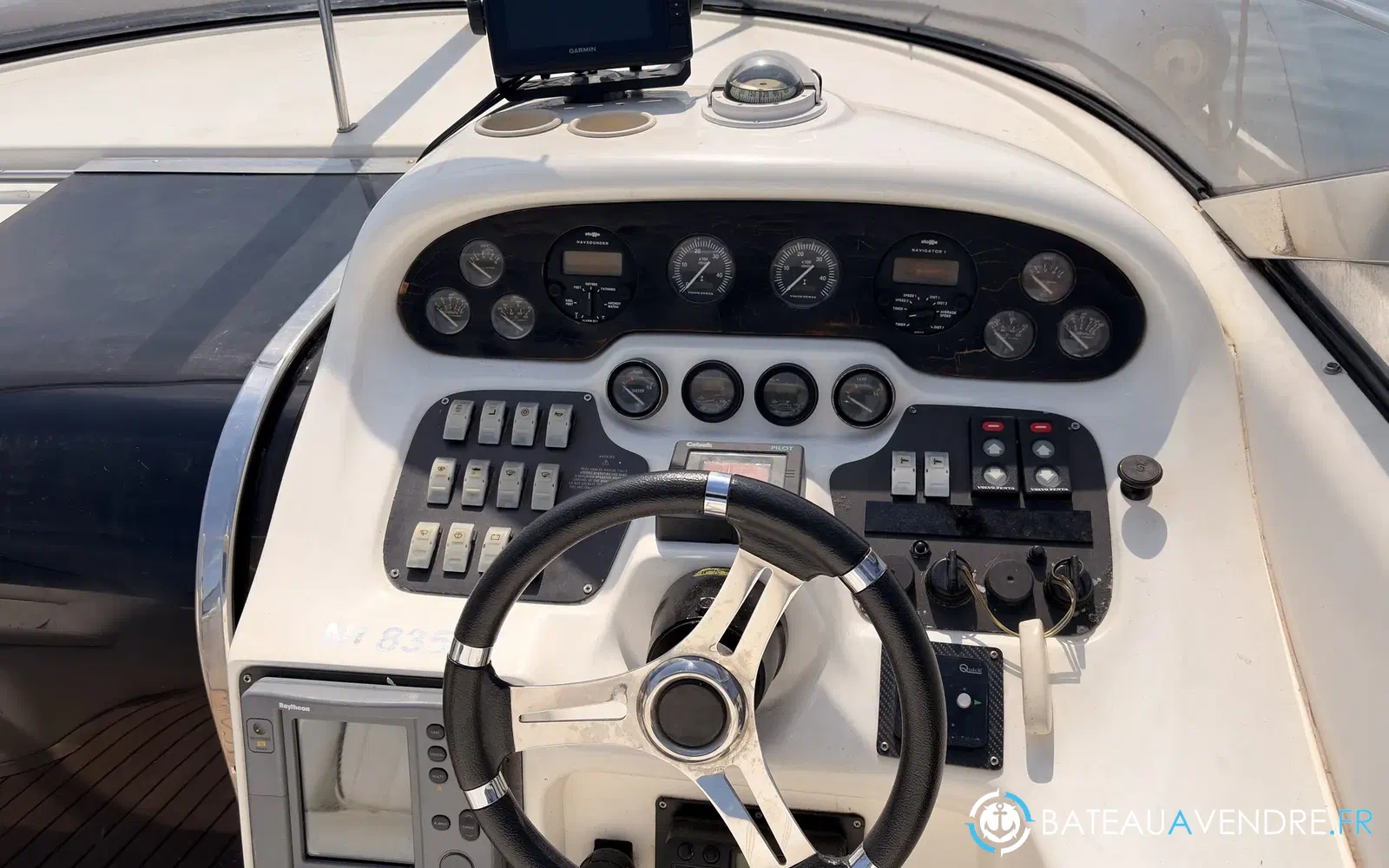 slider 16 Sunseeker Commanche 40