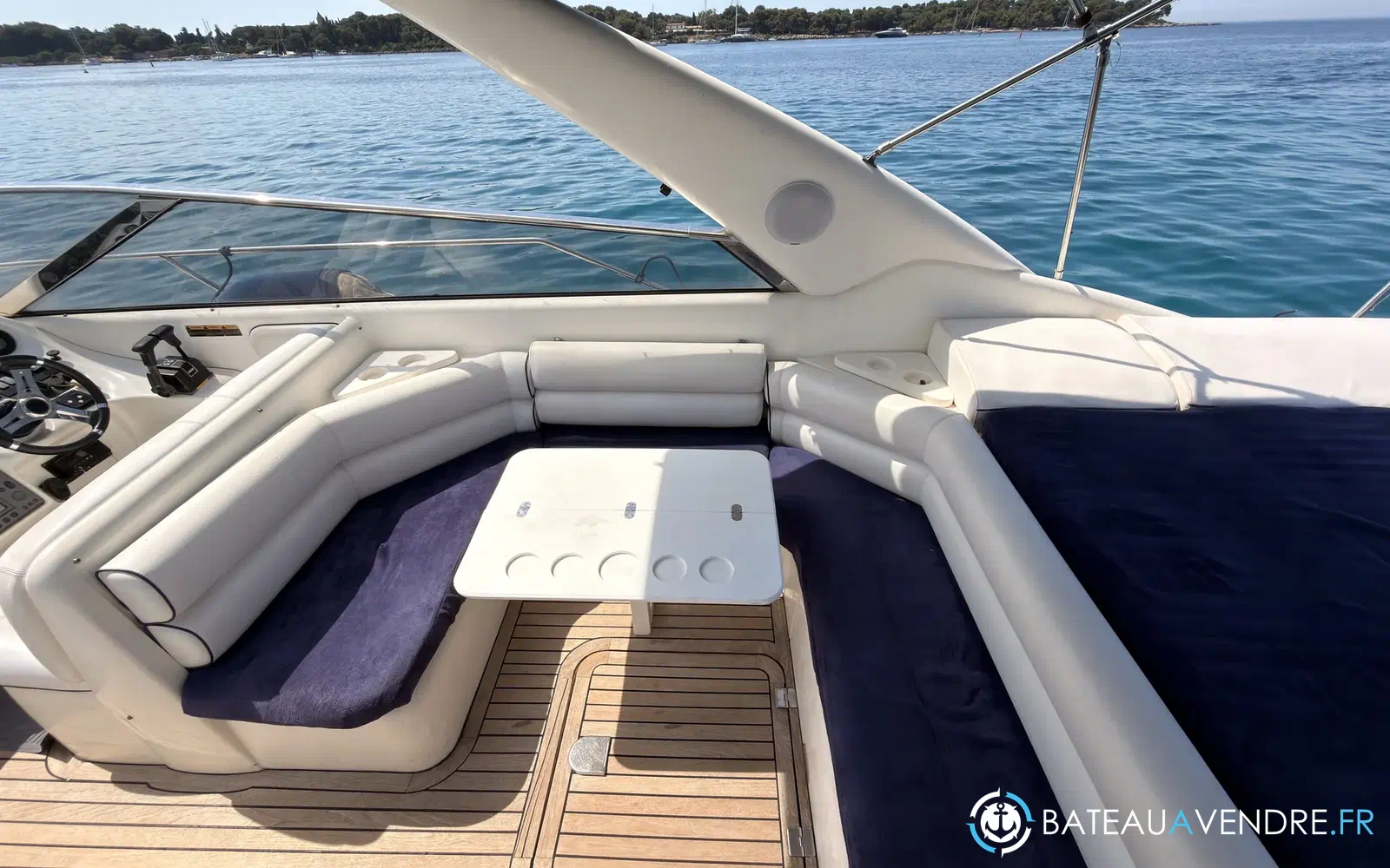 slider 18 Sunseeker Commanche 40