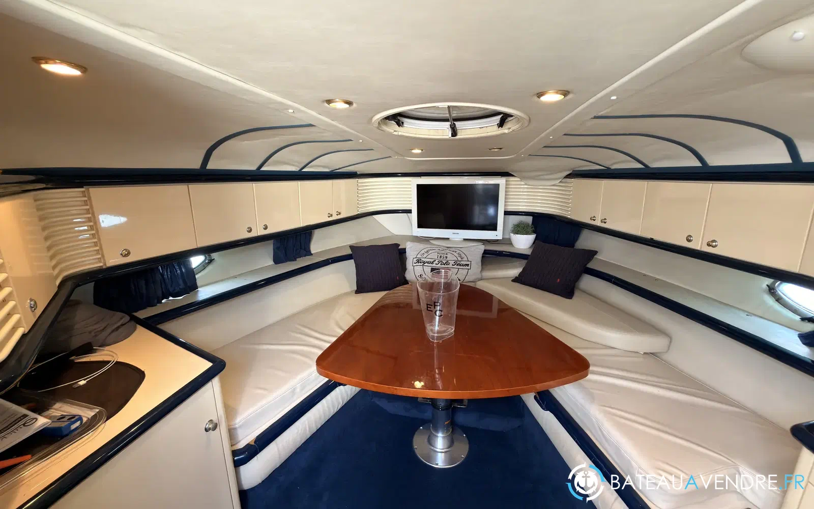 slider 22 Sunseeker Commanche 40
