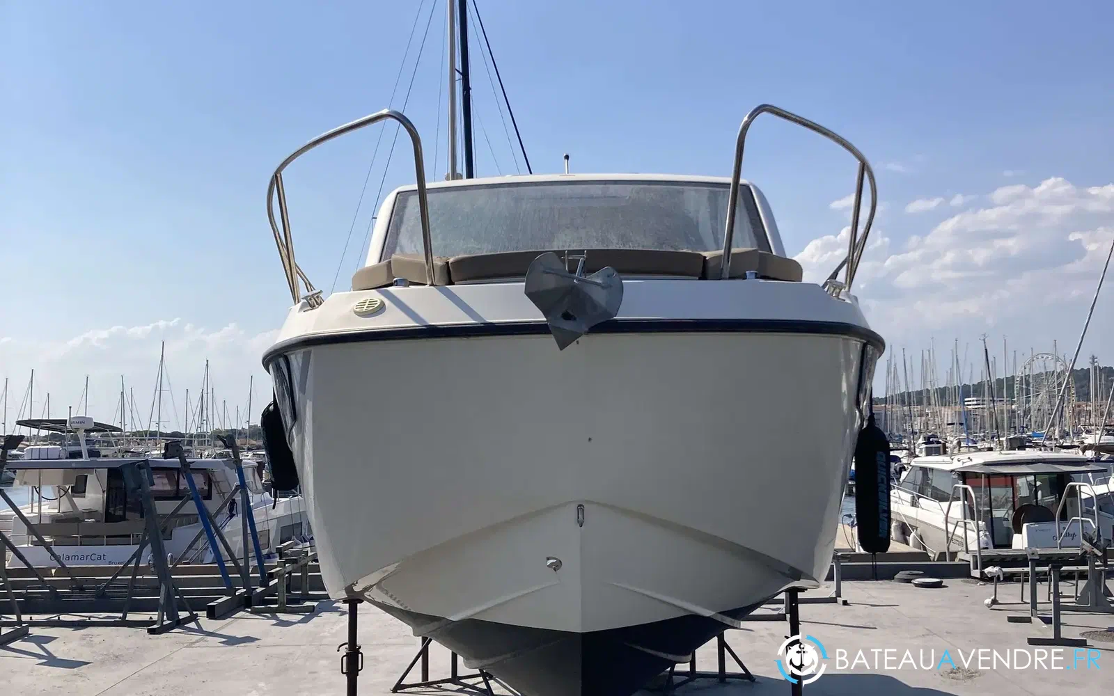 slider 17 Quicksilver Activ 755 Weekend