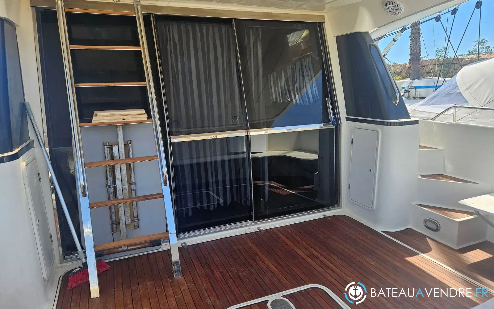 slider 8 Sunseeker Caribbean 52