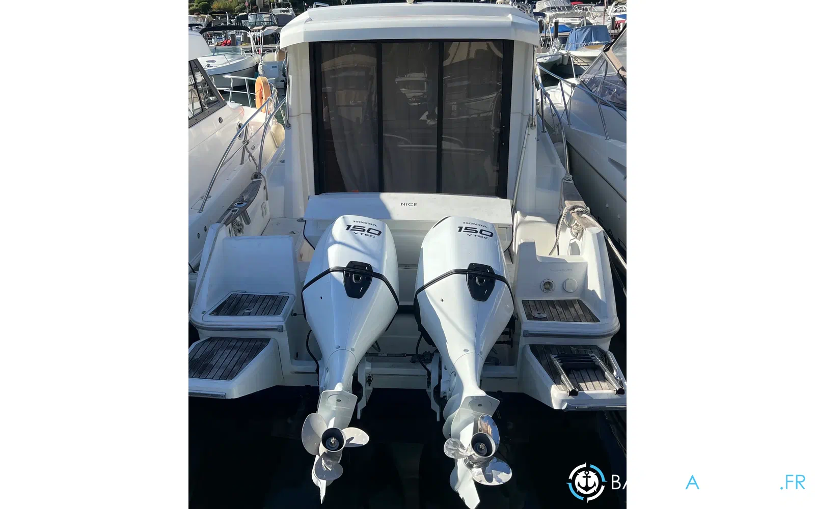 slider 1 Beneteau Antares 8.80 Antares 8.8