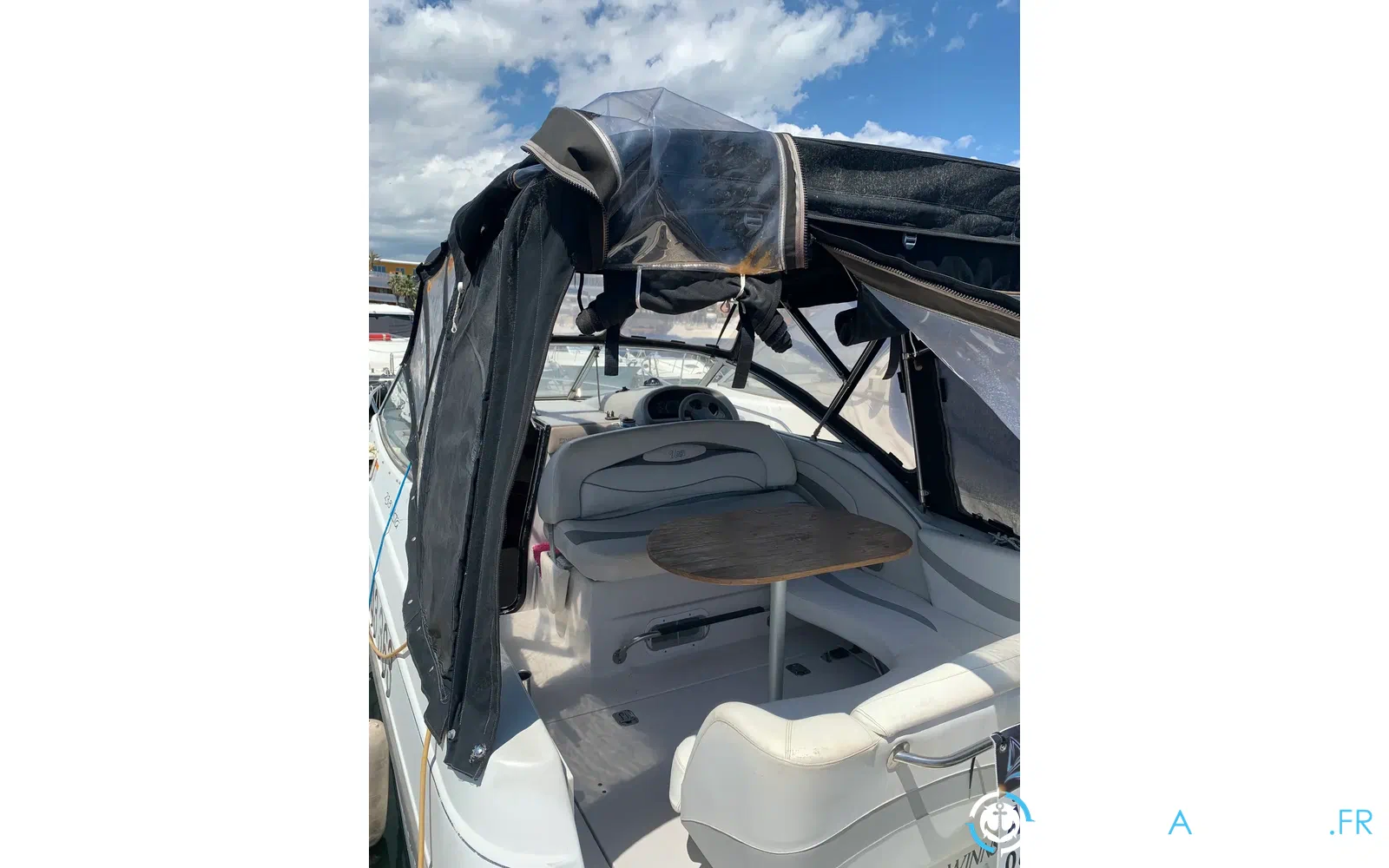 slider 3 Four Winns Vista 238 Limited