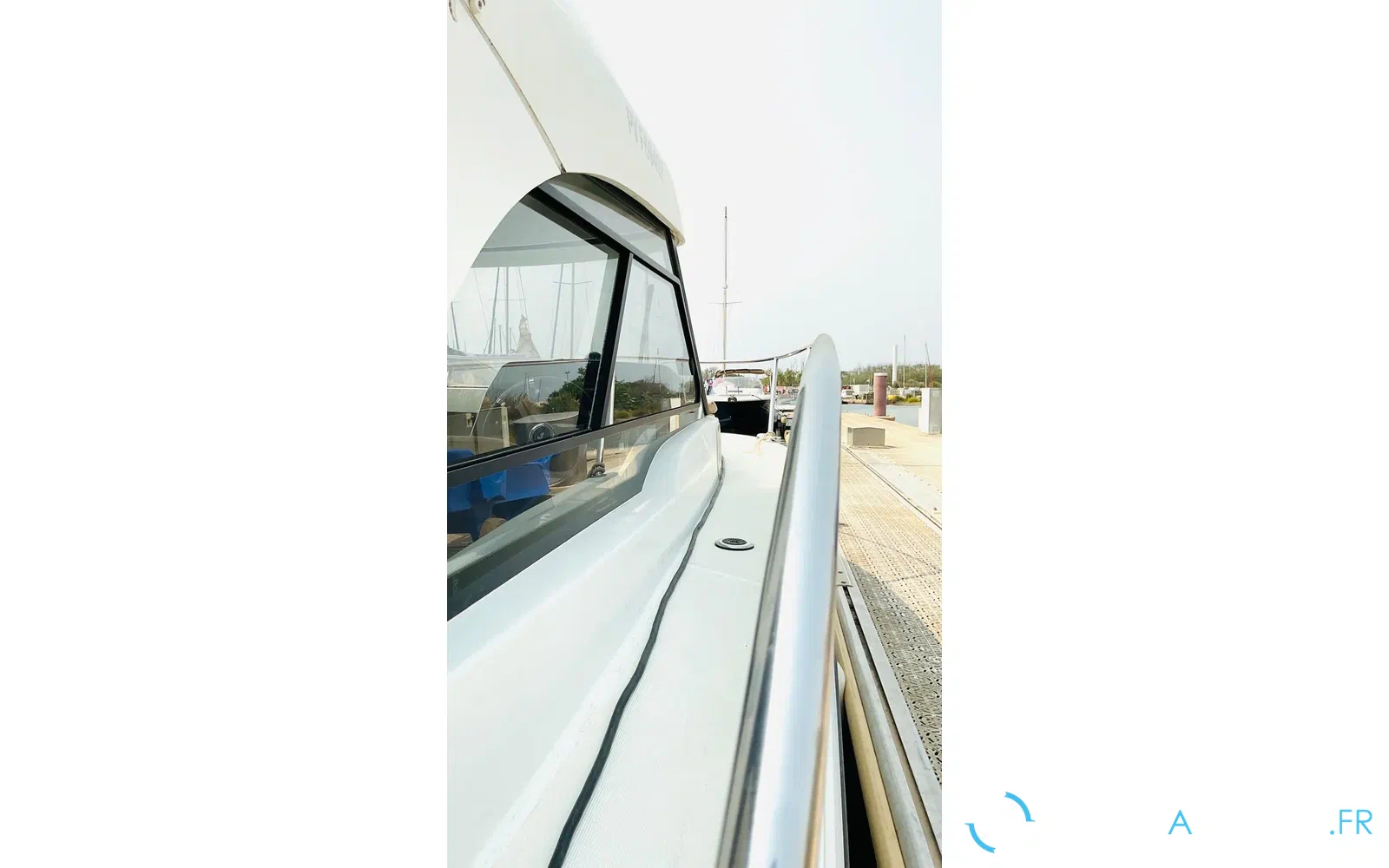 slider 7 Beneteau Antares 8 OB