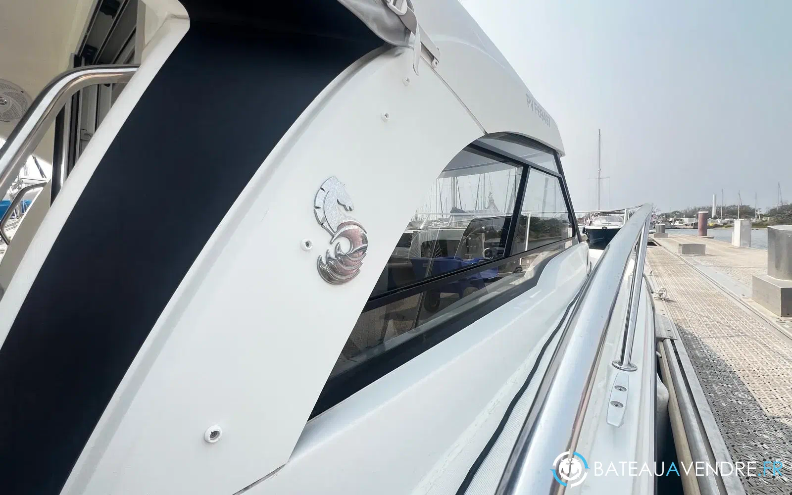 slider 8 Beneteau Antares 8 OB