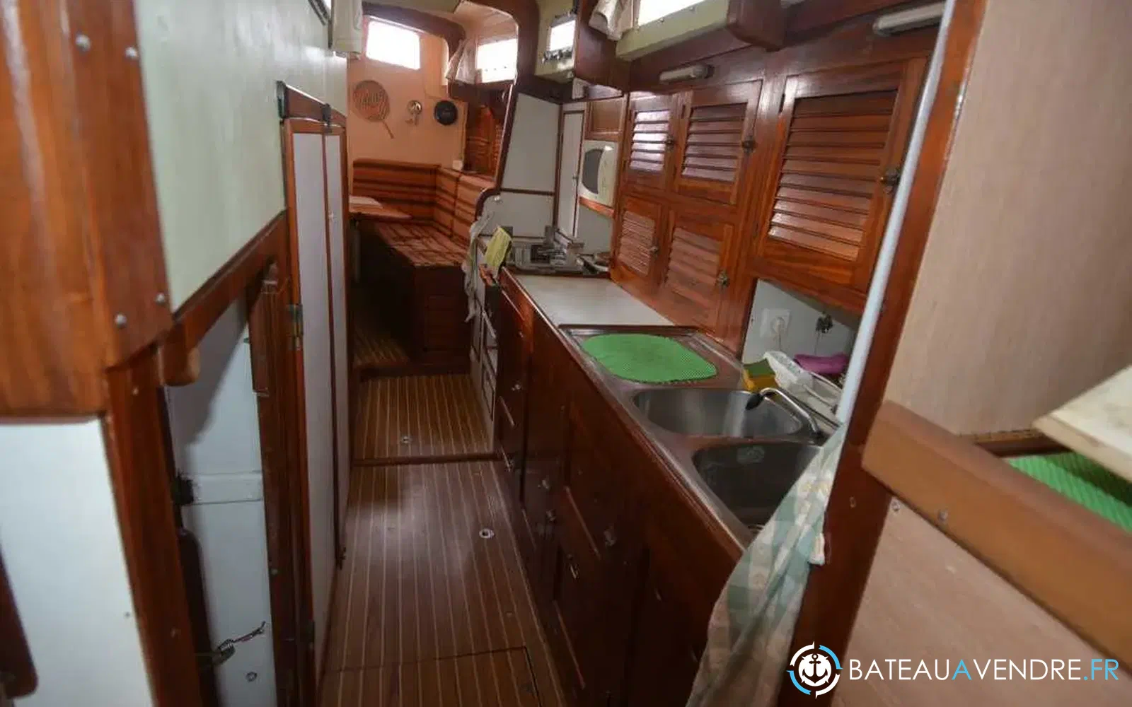 slider 8 Chantier Naval Biot Trireme 43
