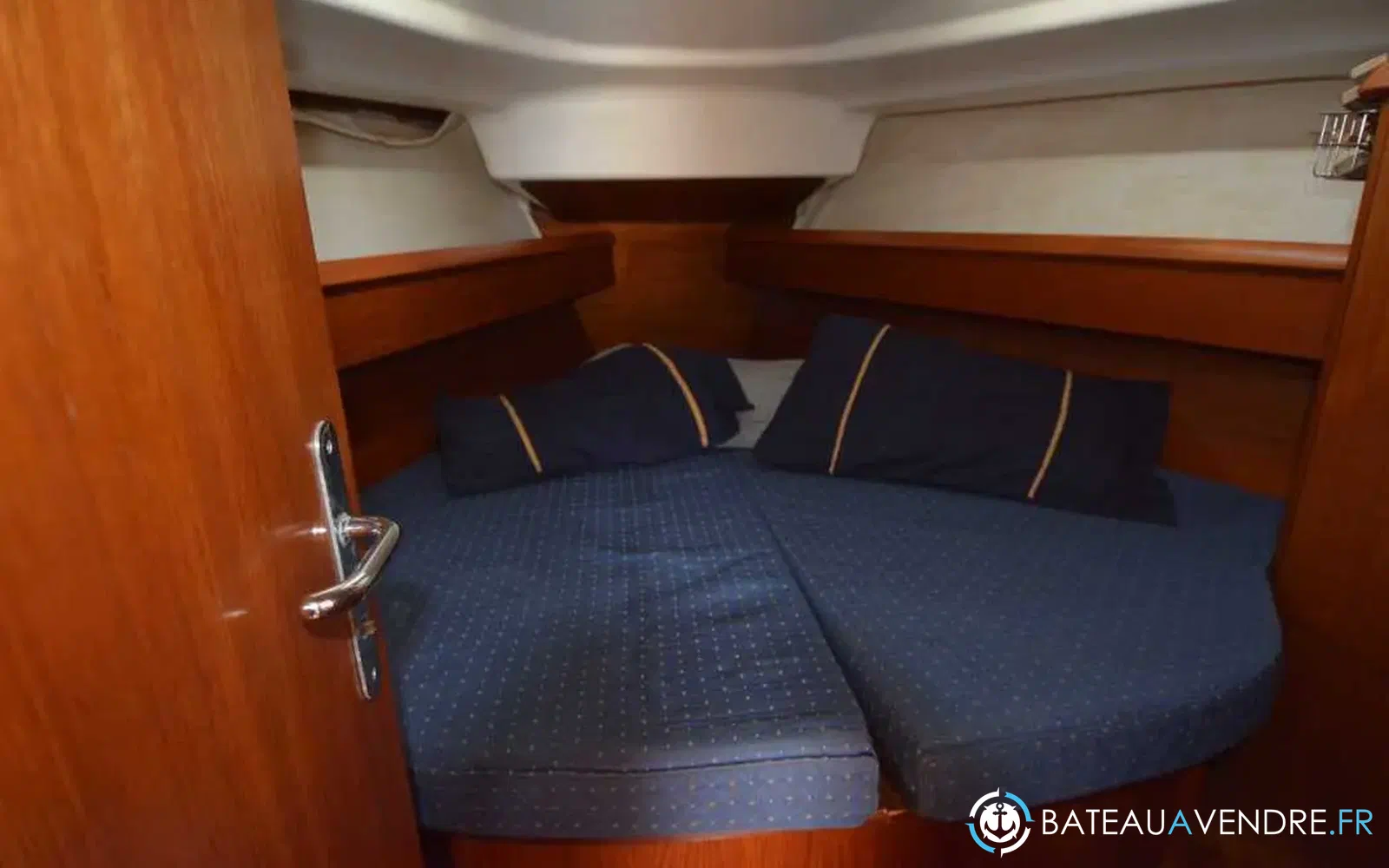 slider 11 Jeanneau Sun Odyssey 37