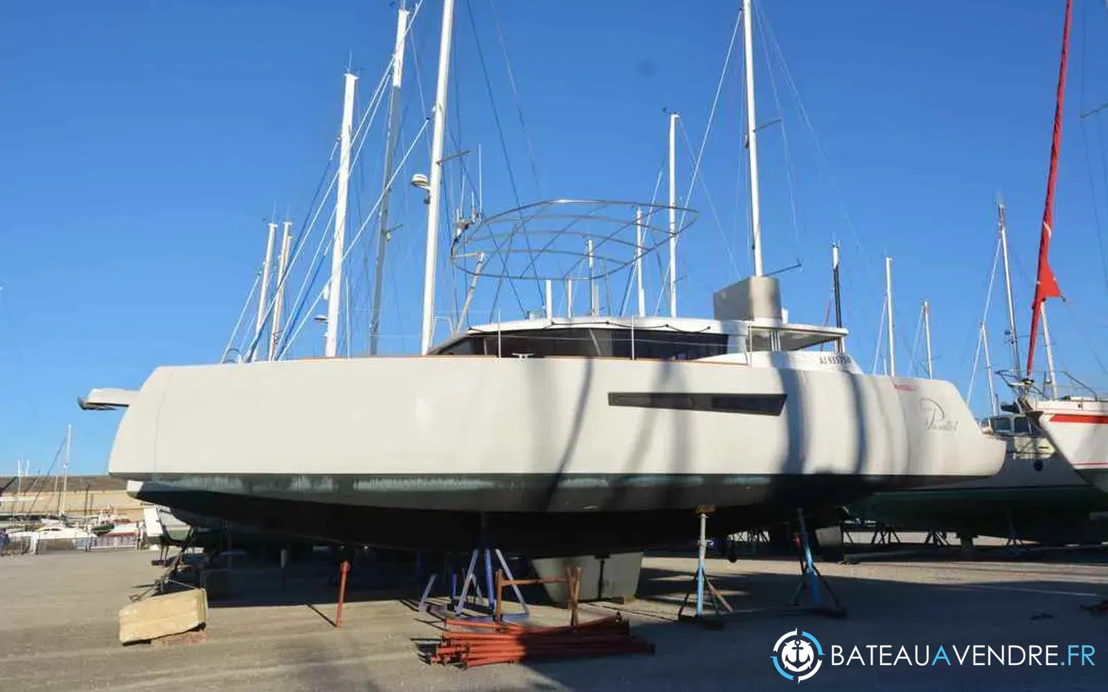 slider 0 Neel Trimarans Neel 47