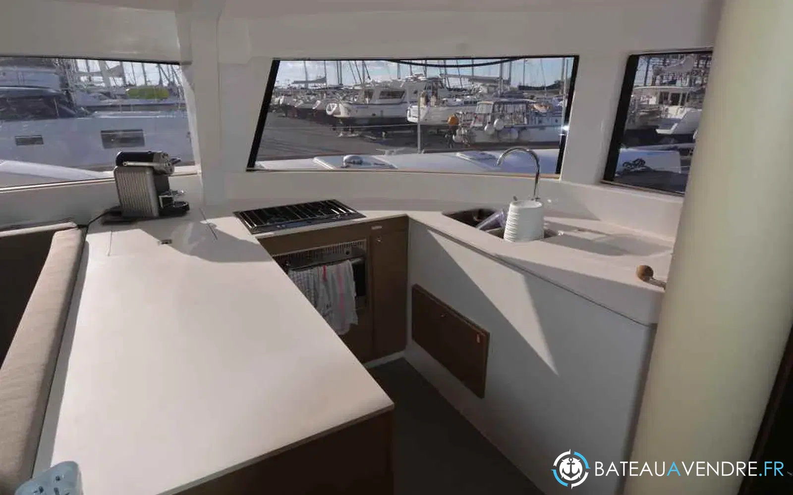 slider 10 Neel Trimarans Neel 47