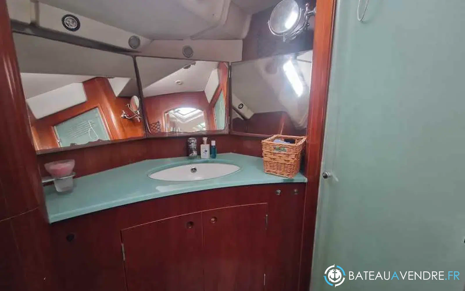 slider 9 Beneteau 57
