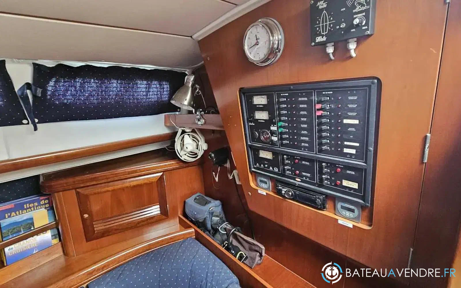 slider 9 Beneteau Oceanis 42 CC