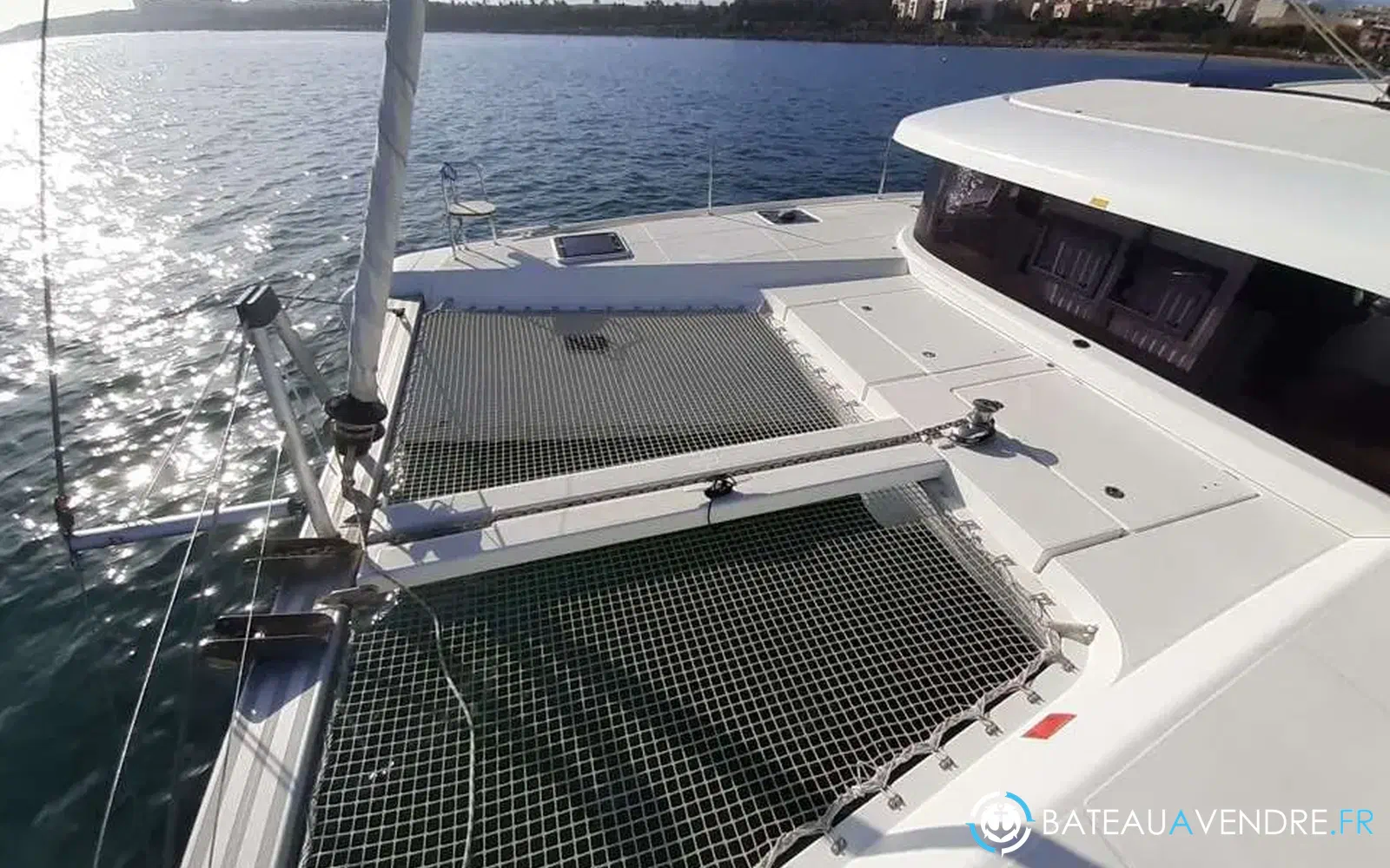 slider 0 Lagoon 42
