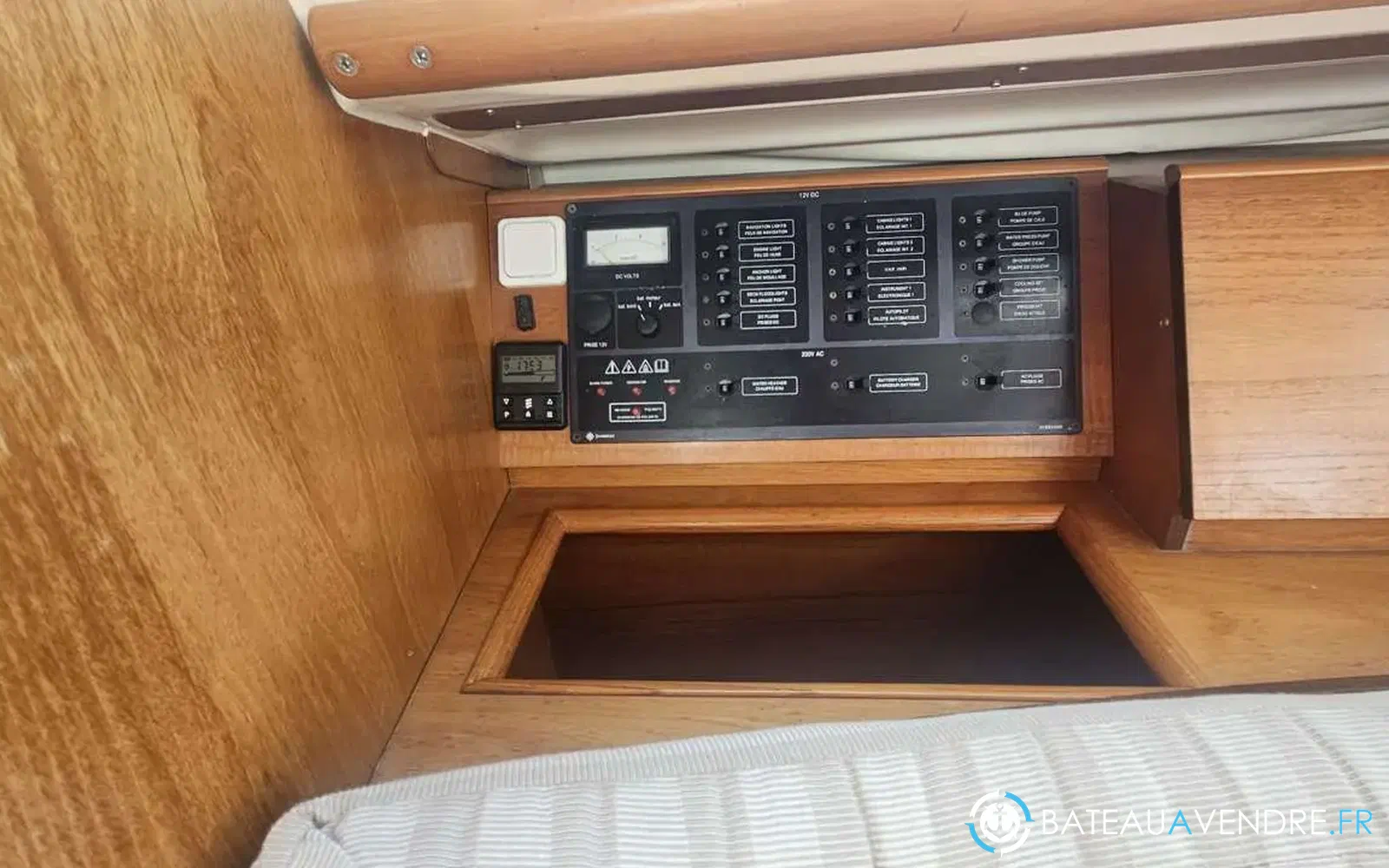 slider 12 Jeanneau Sun Odyssey 40 DS