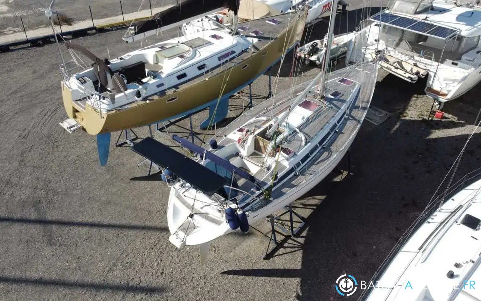 slider 17 Grand Soleil 43