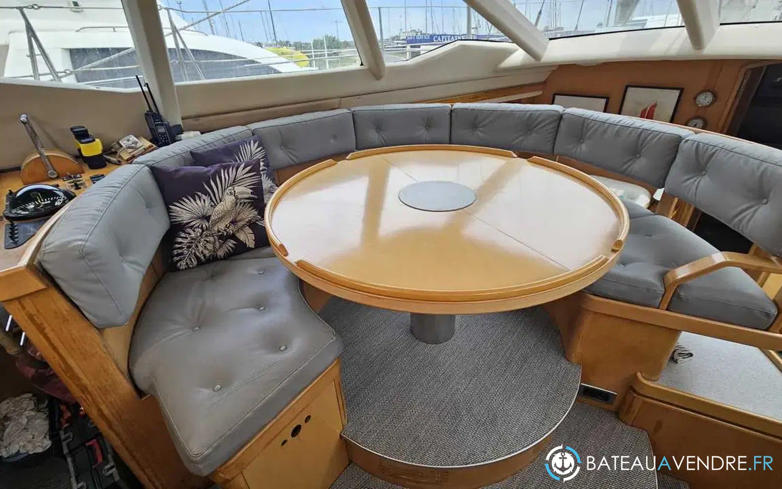slider 11 Wauquiez Pilot Saloon 60