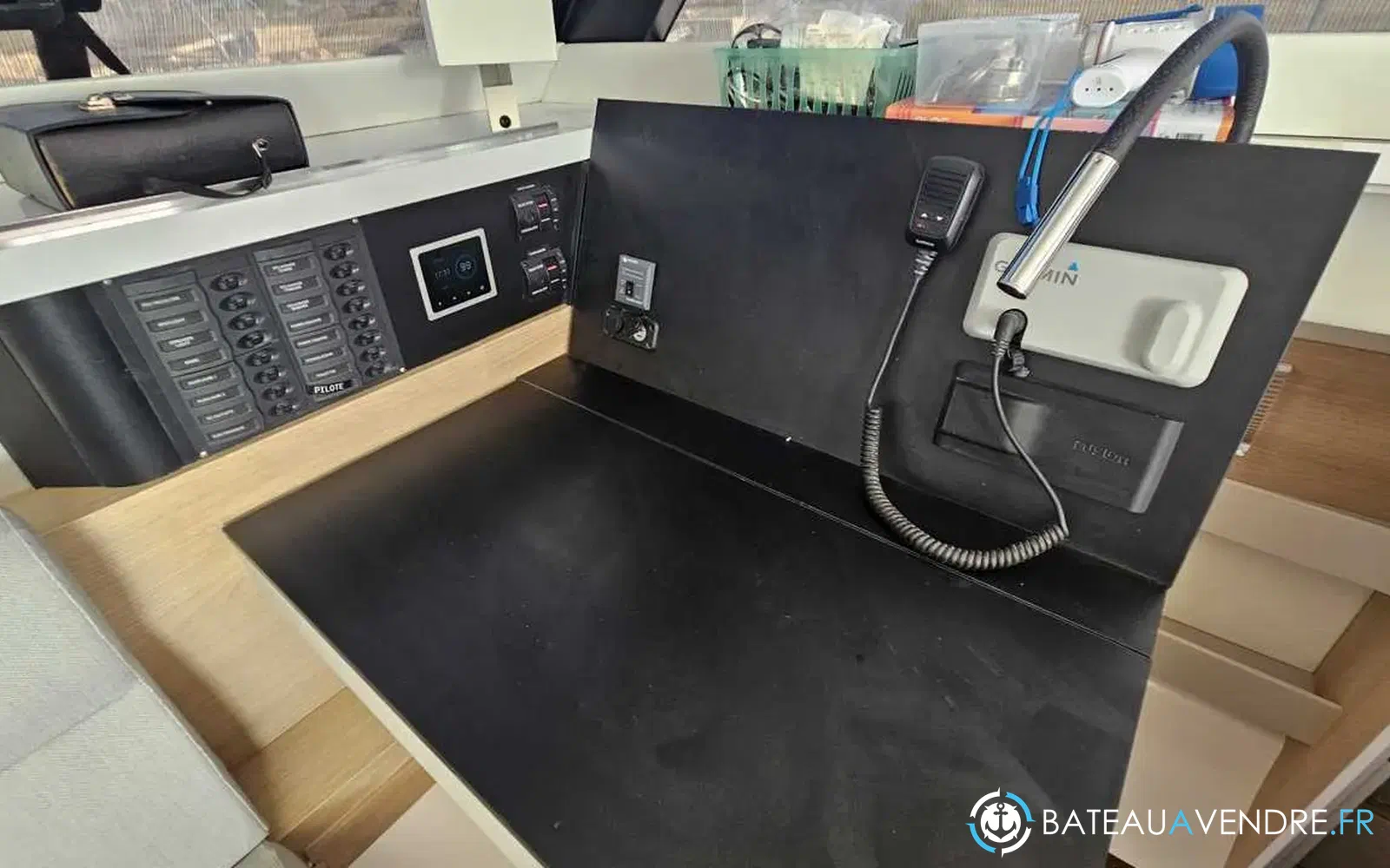 slider 29 Aventura Yacht 34