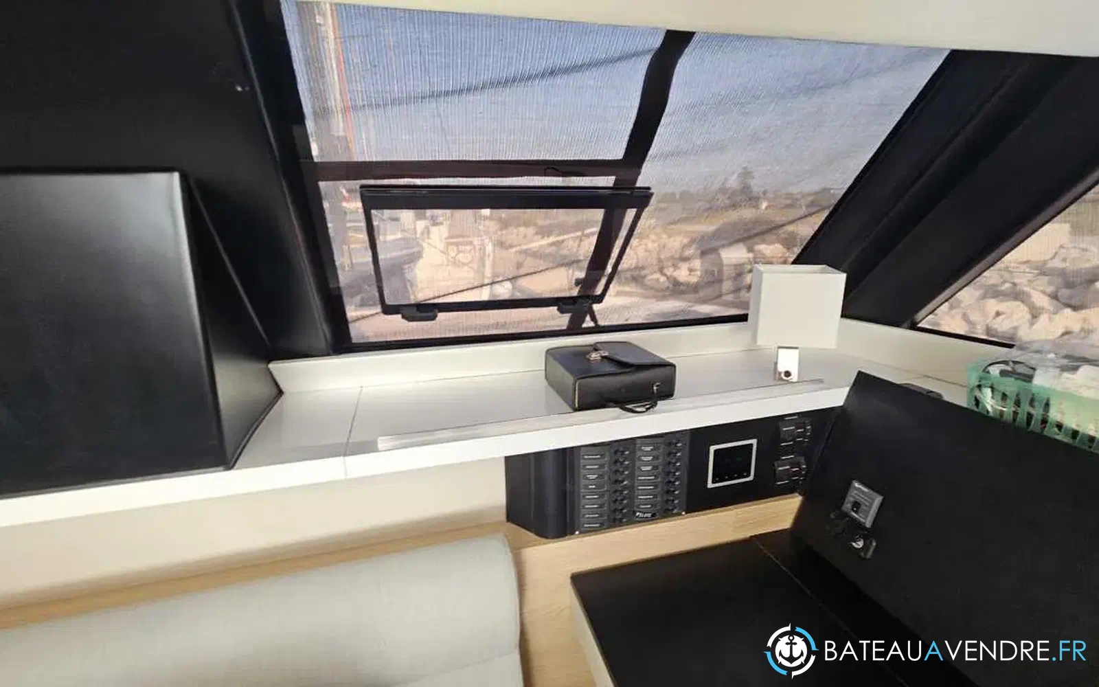 slider 30 Aventura Yacht 34