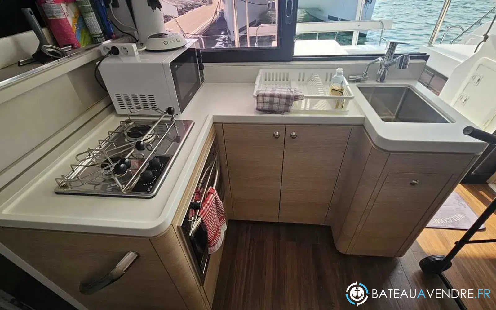 slider 31 Aventura Yacht 34