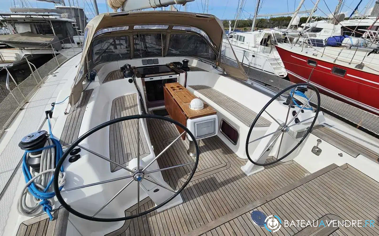 slider 4 Dufour 525 Grand Large