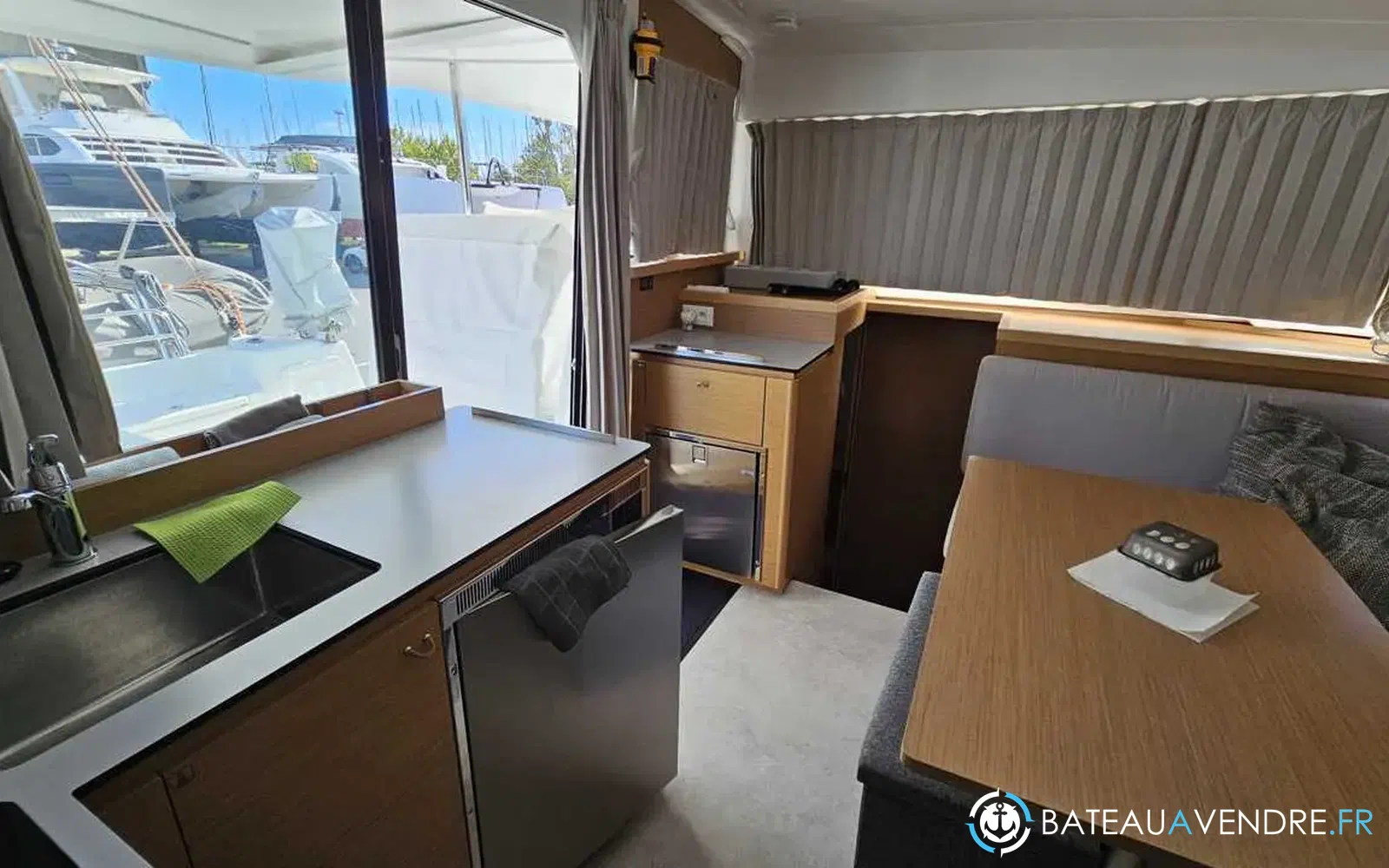 slider 11 Beneteau Excess 11