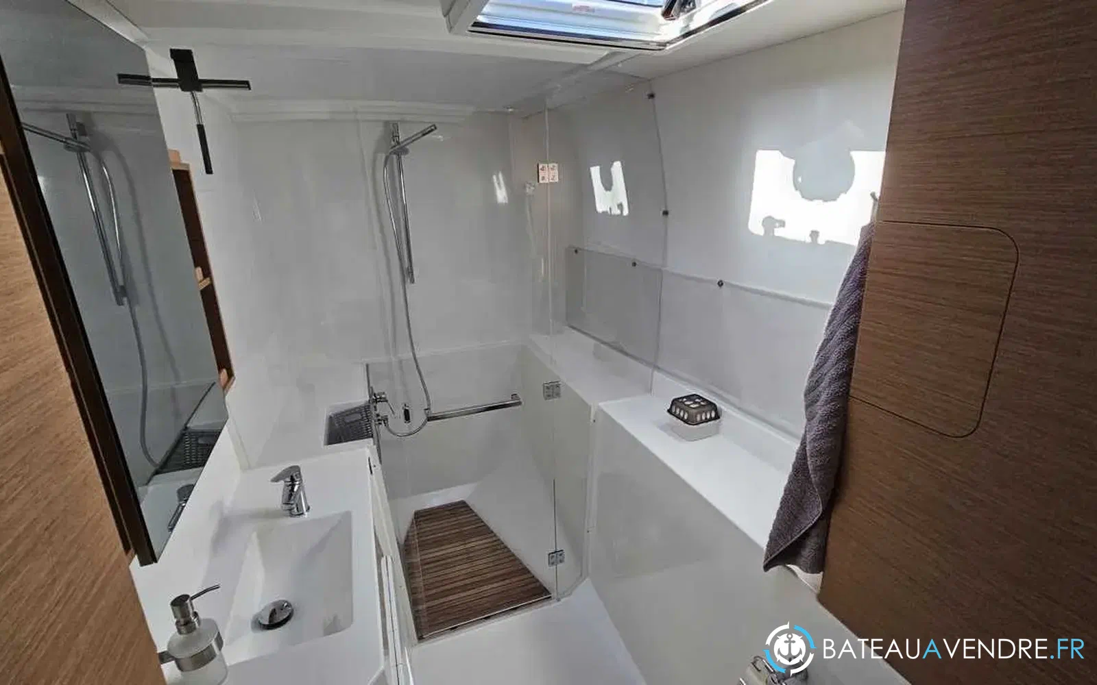 slider 13 Beneteau Excess 11