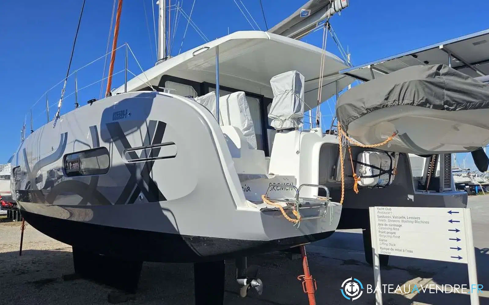 slider 6 Beneteau Excess 11