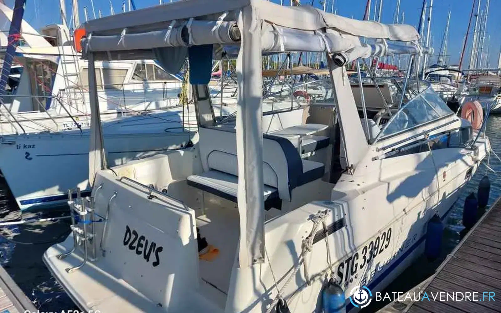 slider 3 Bayliner 2655 Cierra