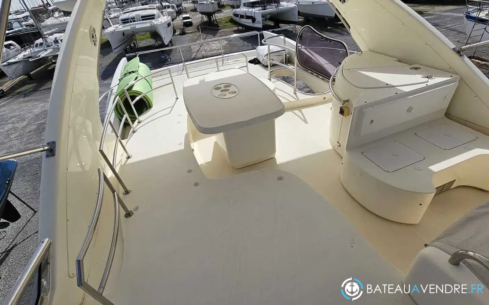 slider 9 Azimut 62 E
