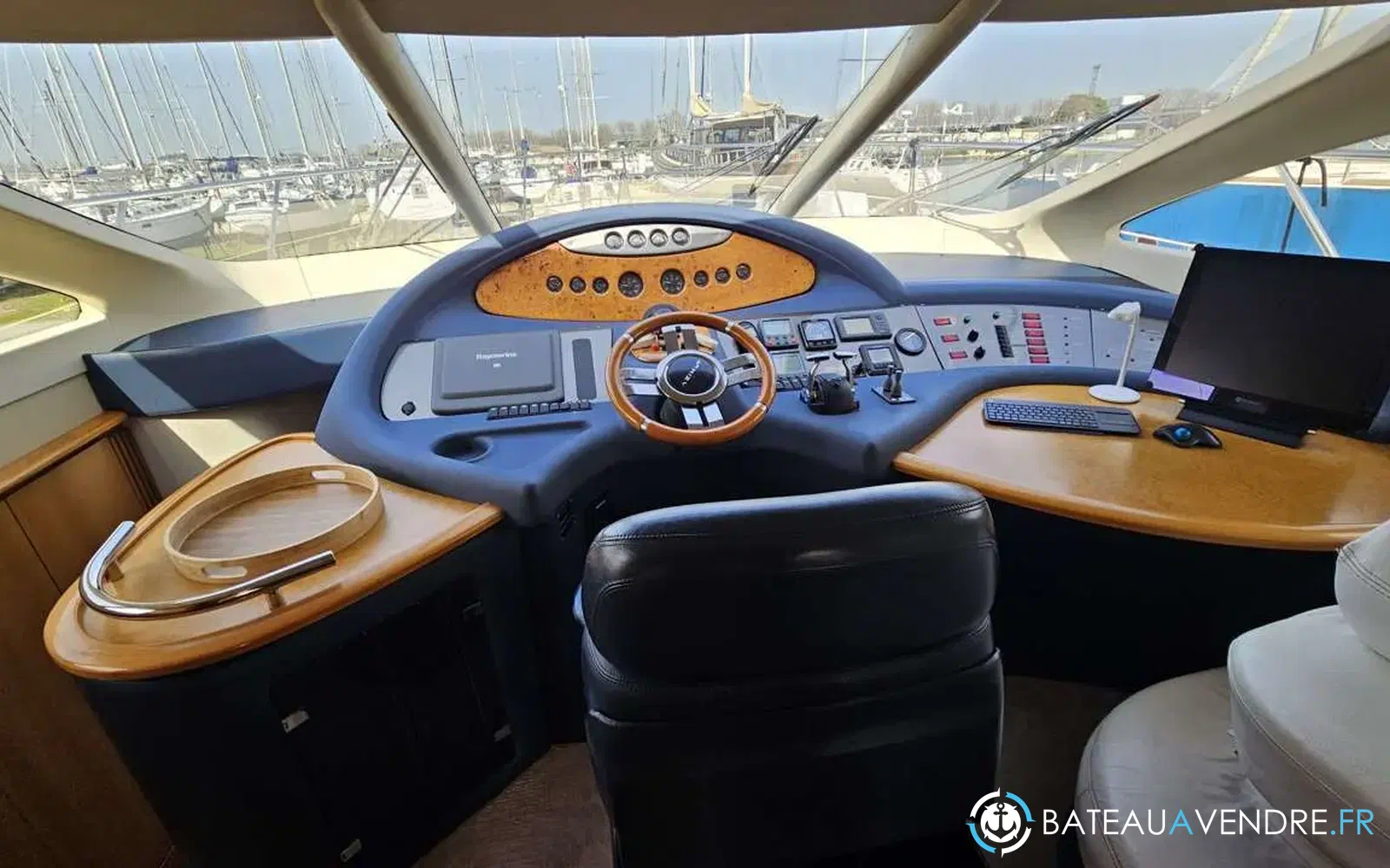 slider 11 Azimut 62 E