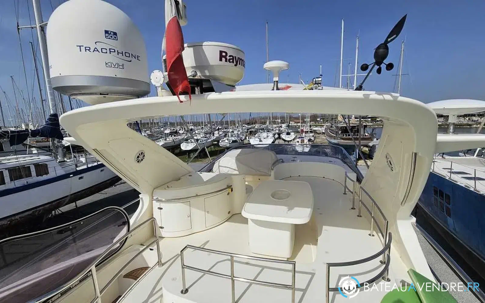 slider 5 Azimut 62 E